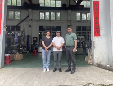 İranlı Müştərilər