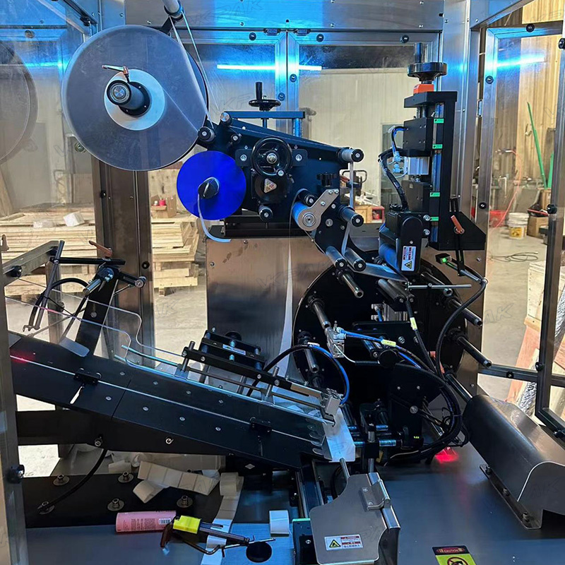 Boru Qidalandırma Sistemi ilə Avtomatik Plastik Yumşaq Boruların Etiketləmə Maşını