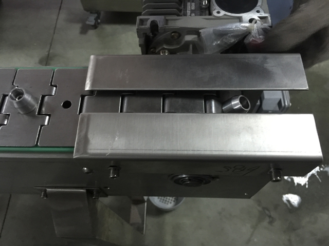 avtomatik qapaqlar düşür.jpg