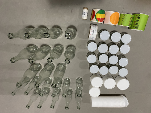 şüşə rulonları etiketlər qapaqlar nümunələri.JPG