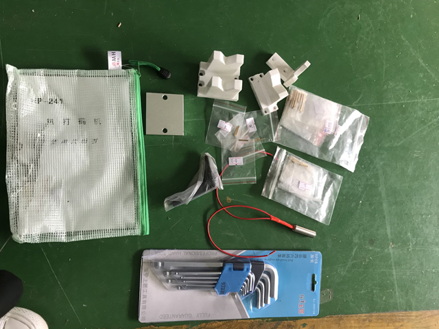 pomada alt etiketleme üçün ehtiyat hissələri.jpg