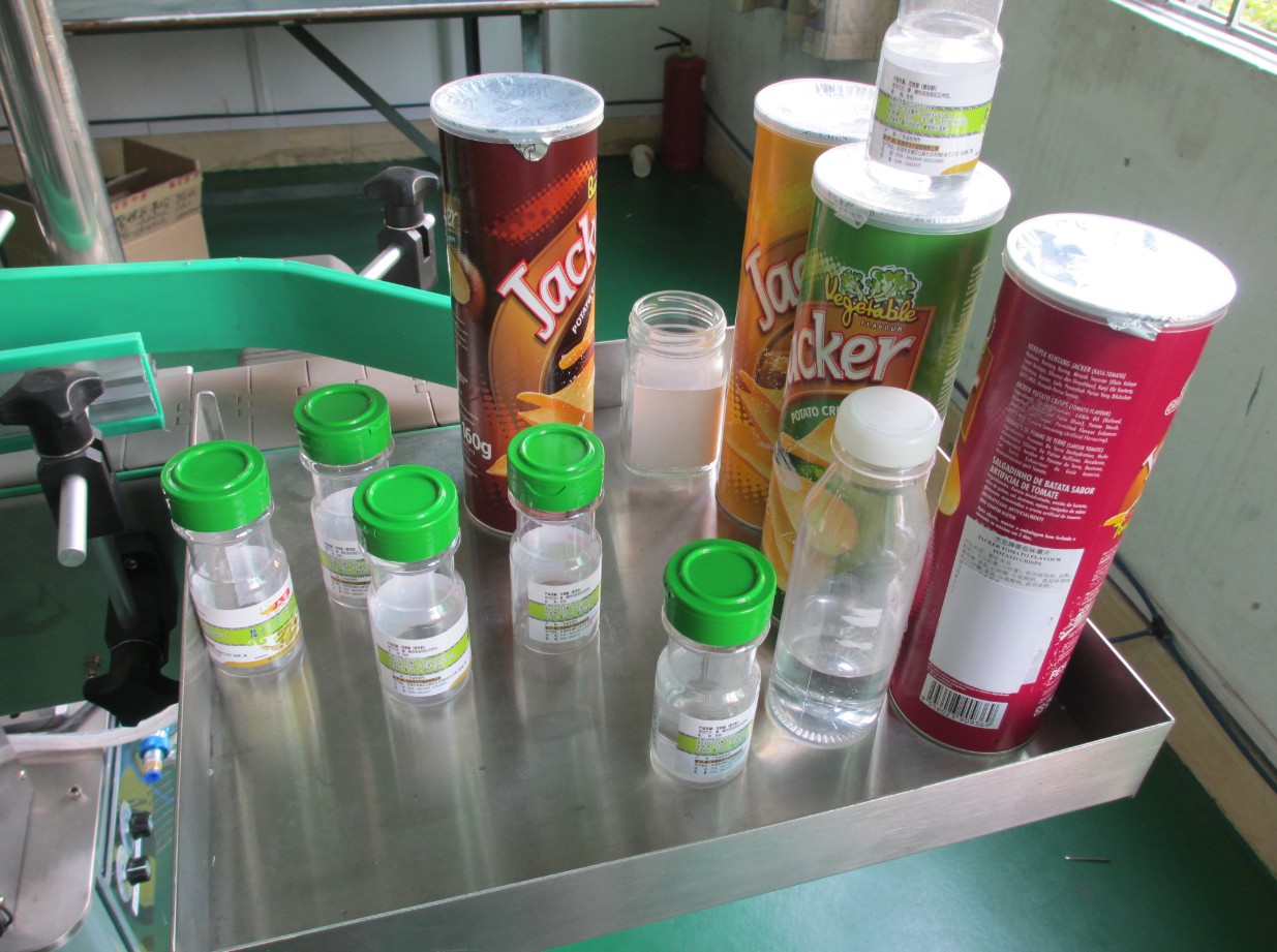 DƏMİRƏK KANLAR ETİKETTIERMASCHINE.jpg