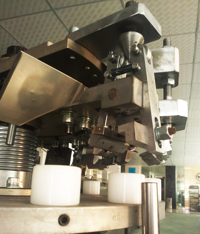 metal borular üçün sızdırmazlıq doldurulması.jpg