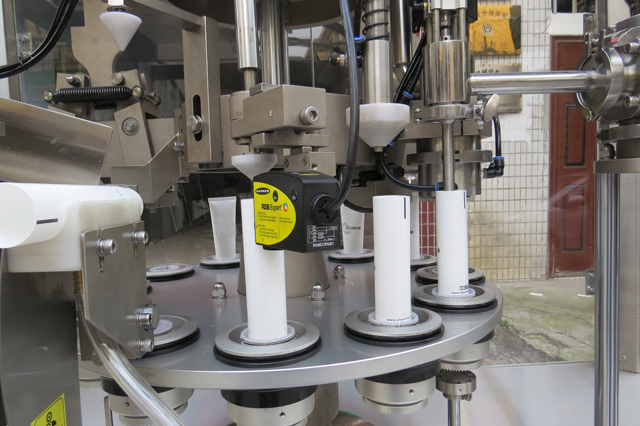 boru doldurucu möhürləyici avadanlıq.jpg