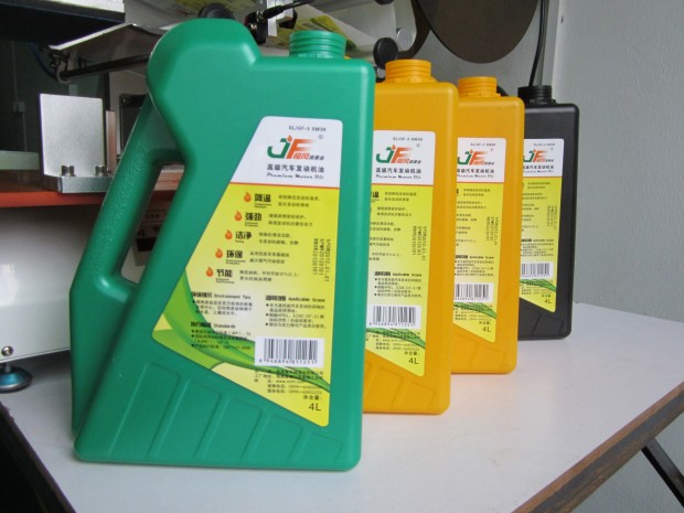 təyyarə səthinin etiketlənməsi effekti.jpg