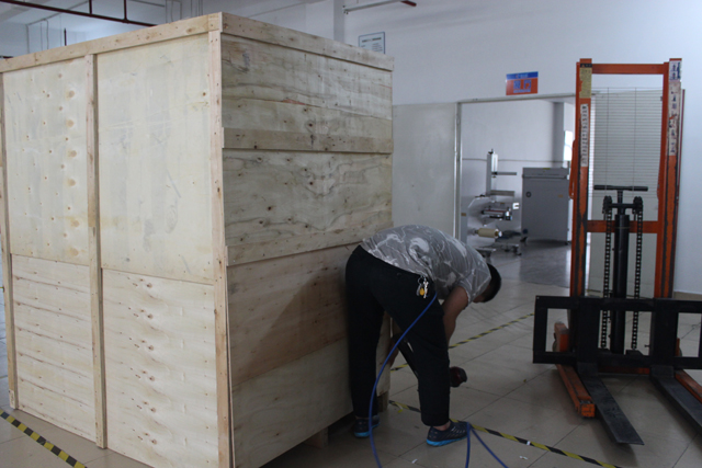 üfüqi etiketləmə üçün taxta qutu qablaşdırma (2).JPG