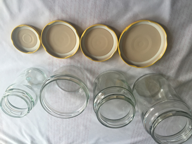 ŞÜŞƏ BOTTLEA jars.jpg