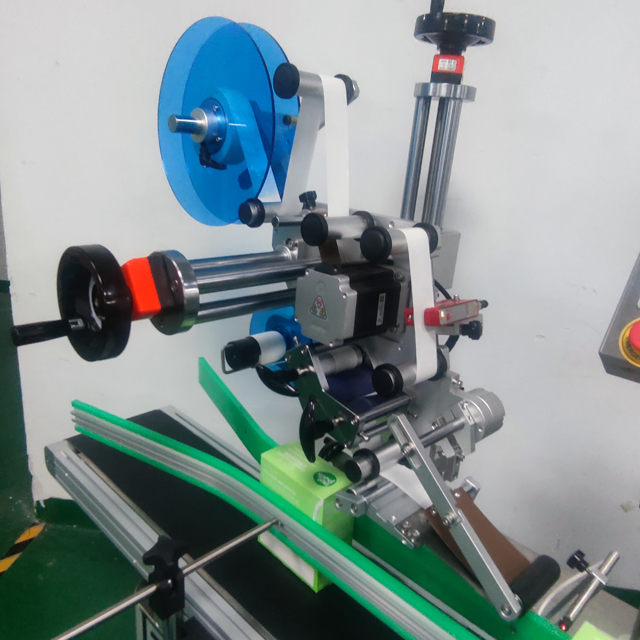 baş şəkillərinin etiketlənməsi.jpg