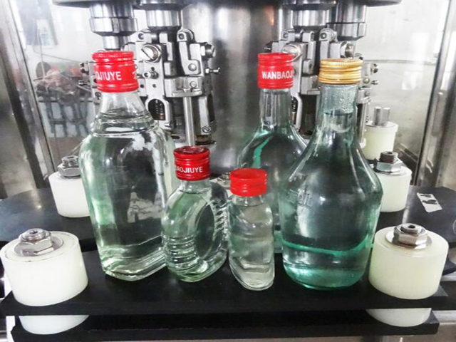 ropp capping machinery.jpg daxilində