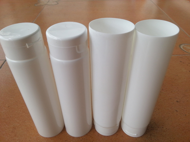 tubes samples sent from indian buyer borular von puneet Garg.jpg