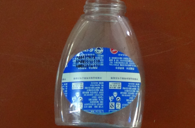 düz şüşə nümunələri üçün yuvarlanan etiketləmə maşını.jpg