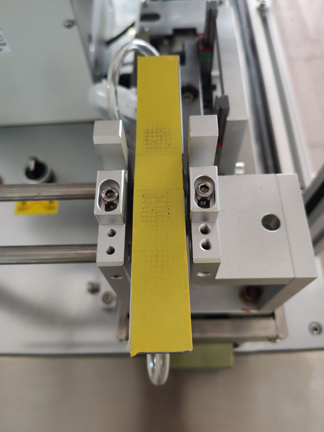 etiketlər çap kabelləri məftil maşın detalları (6).jpg