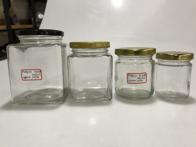 vakuum qapaqları üçün butulkalar və qapaqlar.jpg