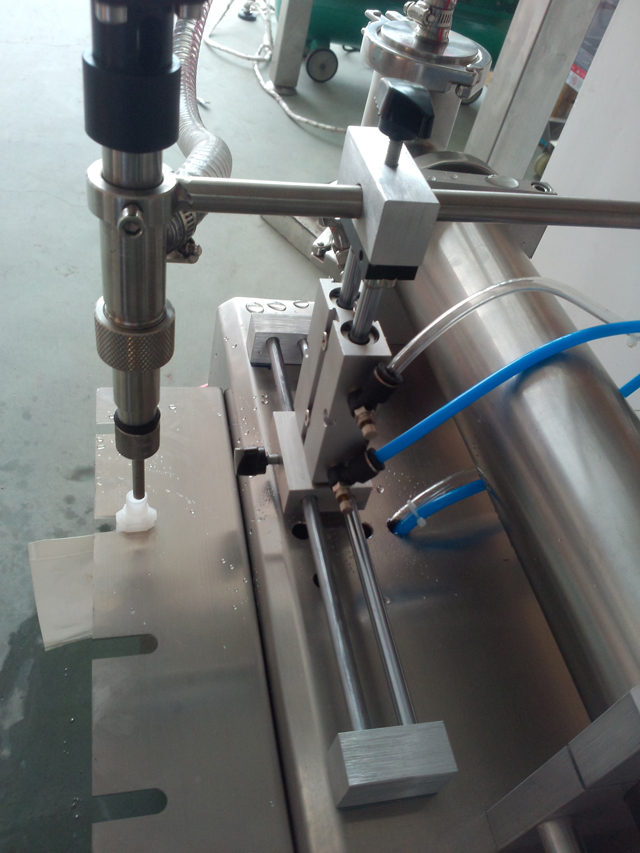 maşınlar üçün paslanmayan polad.jpg