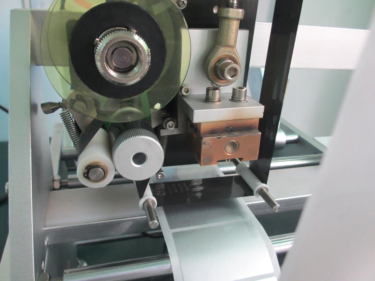 syringe labeling with printing coding function çap kodlayıcısı olan şpris etiketi (5).JPG