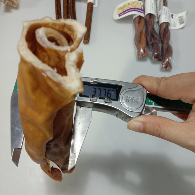 etiketləmə üçün it qidası nümunələri.jpg