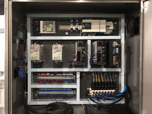 elektrik lövhəsi.JPG